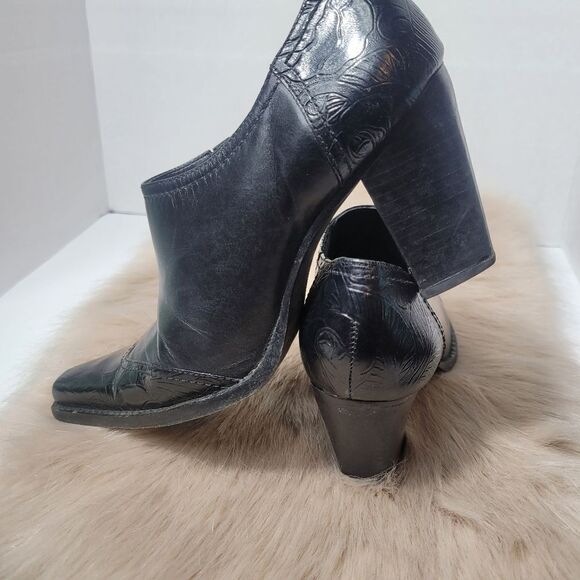 Antonio Melani Leather Heel Western Ankle Boot Size 6.5 - Picture 5 of 10